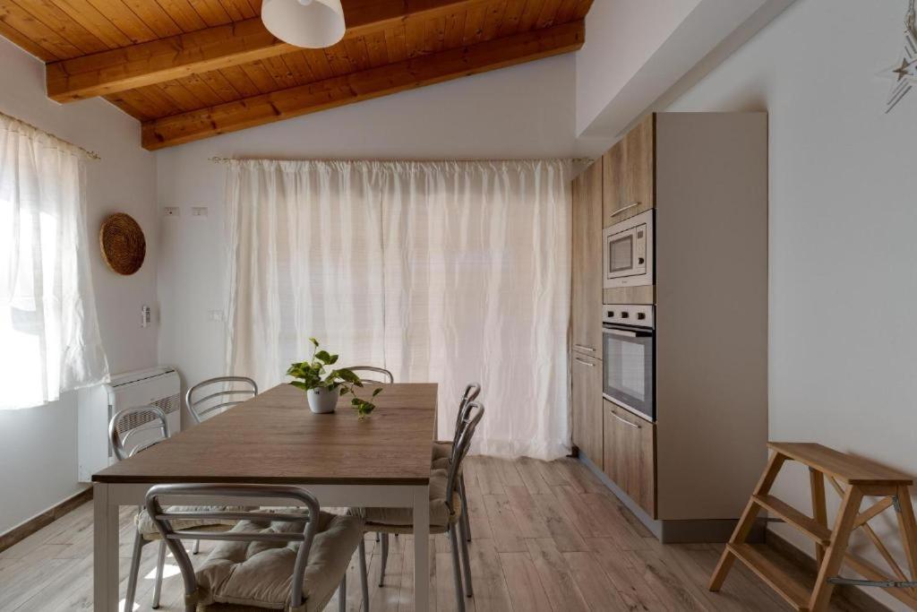 La Casa Delle Zie - Cabras Villa Dış mekan fotoğraf